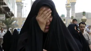 Soţii musulmani pot să-şi pălmuiască soţiile dacă acestea cheltuiesc mult - VIDEO