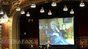 Trupul neînsufleţit al lui Dan Iordăchescu, depus la ONB. Baritonul va fi înmormântat miercuri, la Cimitirul Bellu din Capitală