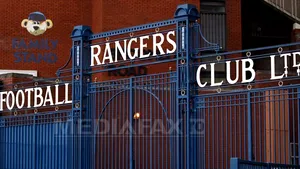 Jucătorii echipei Glasgow Rangers au acceptat să le fie reduse salariile pentru a salva clubul