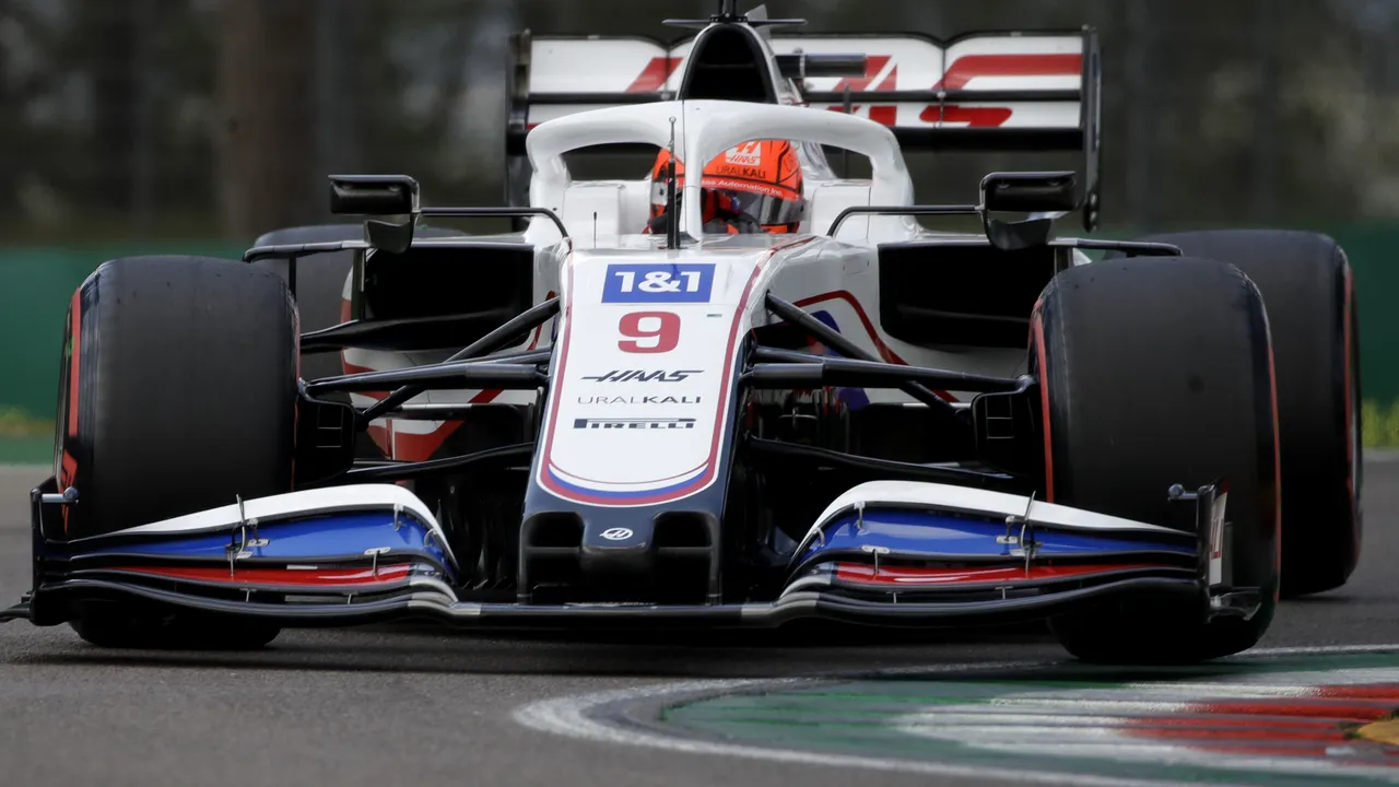 Fostul pilot rus de Formula 1 Nikita Mazepin se luptă cu guvernul britanic pentru a-şi relansa cariera