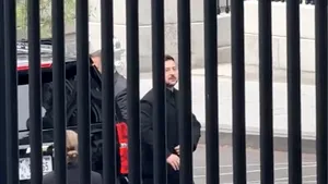 Zelenski, la Casa Albă, pentru întâlnirea cu Trump. Președintele Ucrainei, introdus prin intrarea laterală