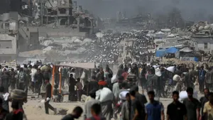 Ruta istorică a lui Saladin, folosită de Napoleon și Alexandru cel Mare, parcursă acum de locuitorii din Gaza pentru a fugi din calea bombelor