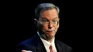 Preşedinte Google primeşte un bonus consistent pentru anul trecut. Ce sumă va încasa Eric Schmidt