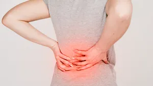 Durere de spate sau cancer? Cum se diagnostichează gliomul difuz