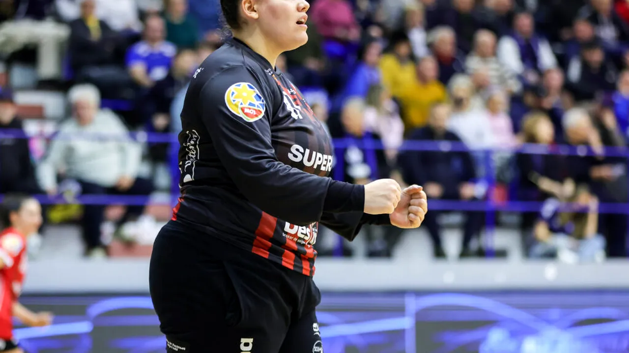 Gloria Bistrița învinge pe CSM București și preia conducerea în Liga Florilor la handbal feminin