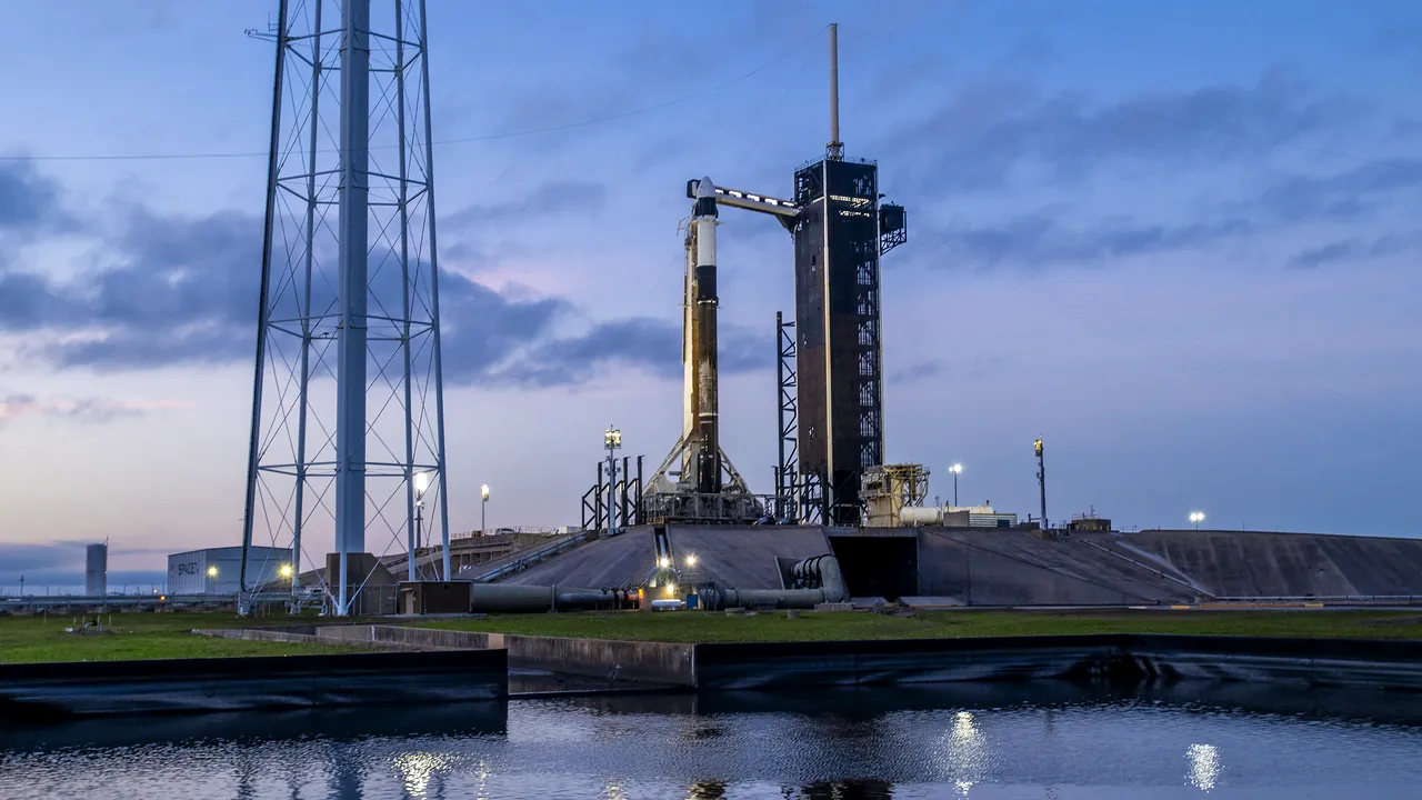 Patru astronauţi, între care primul din Turcia, au ajuns la Staţia Spaţială Internaţională