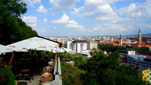 Cum a ajuns Clujul cel mai scump oraş rezidenţial din România. Diferenţa faţă de Bucureşti