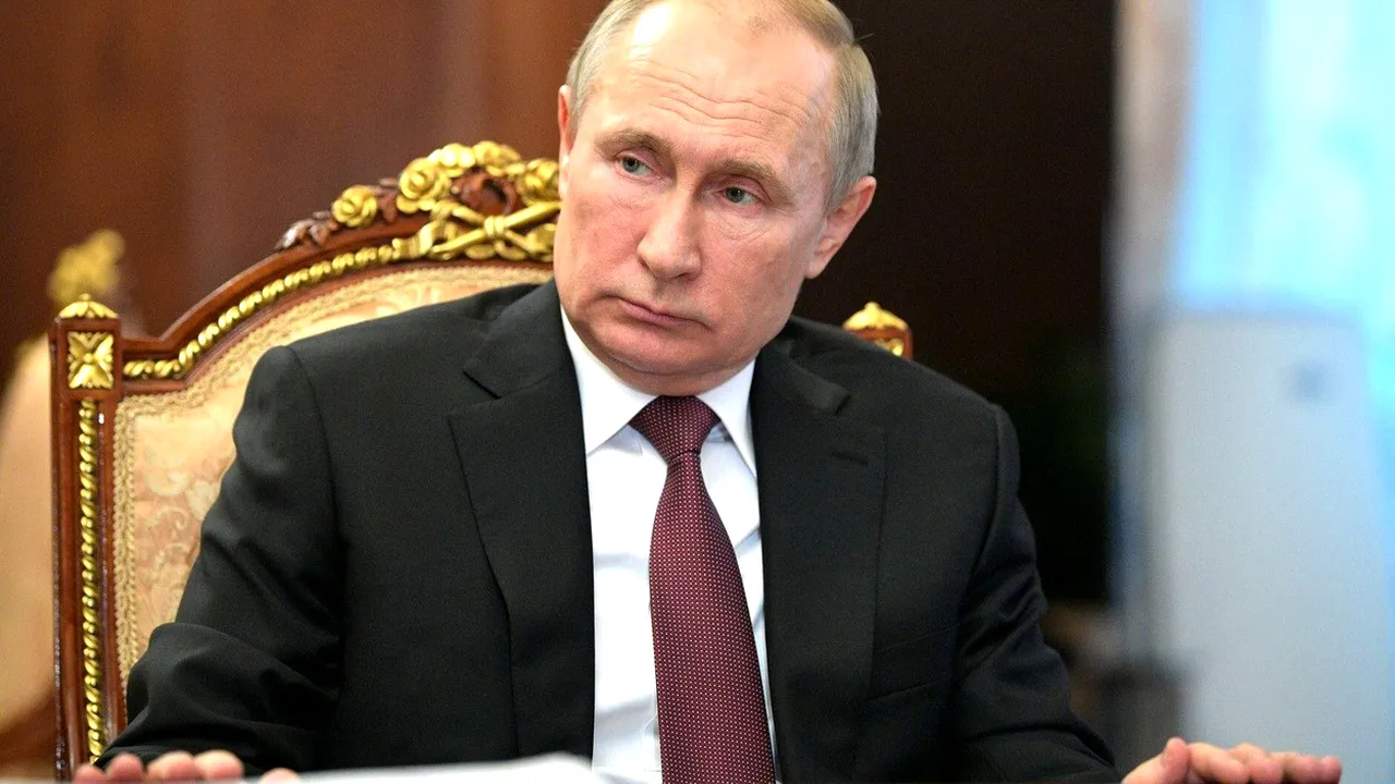 Duma de Stat a aprobat amendamente care i-ar permite lui Vladimir Putin să rămână preşedinte după 2024