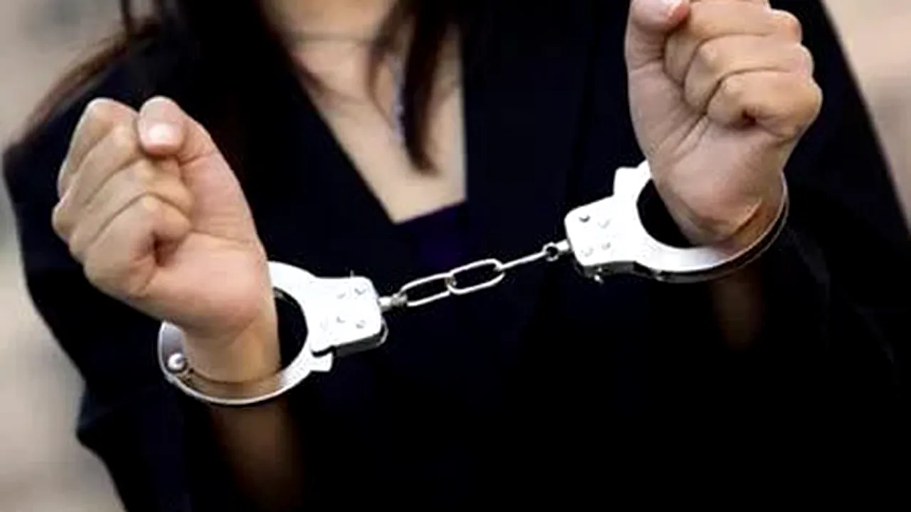 Femeia bănuită că şi-a tranşat soţul, fost poliţist local, lăsată în libertate