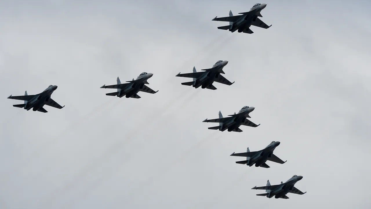 Atacurile ucrainene cu drone din Rusia ar putea forţa armata Kremlinului să mute sistemele antiaeriene şi aeronavele departe de front