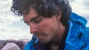 A murit cascadorul Scott Cosgrove, cunoscut pentru cascadoriile din 