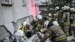 O clădire cu șapte etaje s-a prăbușit parțial în Istanbul. Șapte persoane, între care un copil, sunt prinse sub dărâmături