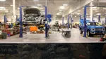 Revoluția mașinilor electrice și autonome: Cum se transformă industria auto din România și ce specialiști se caută (P)