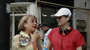 „Ca fetele”, un film „ca o ploaie caldă de vară”