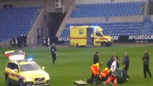 Un fotbalist de la Lokeren, în stare critică după ce a suferit o criză cardiacă la un meci