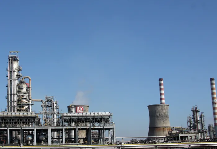 Exclusiv Șeful Petrotel-Lukoil, după ce rafinăria din Ploiești a apărut în presa internațională. Dan Dănulescu: „Teoretic, suntem pregătiți tehnic de repornire, doar să facem testele necesare”