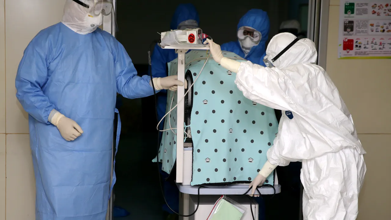 Bărbatul care s-a îmbogăţit cu peste 4 miliarde de dolari de când a început criza provocată de coronavirus