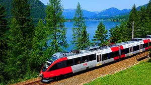 Un nou atac cu cuţitul în tren. Trei persoane au fost rănite în Austria de un bărbat de 60 de ani