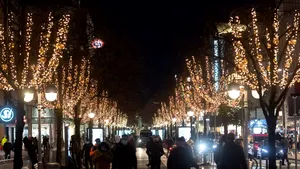 Coronavirusul pune planurile de Crăciun pe pauză în toată Europa