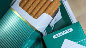 Ţigările mentolate, în centrul unui studiu în premieră despre fumat. Rezultatele a 38 de ani de cercetări, publicate la 9 luni după interzicerea comercializării în România