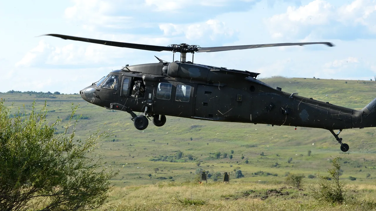 Şeful armatei din Taiwan a murit, alături de alte şapte persoane, în urma prăbuşirii unui elicopter Black Hawk