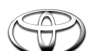 Toyota va prezenta la Frankfurt primul automobil hibrid care poate fi încărcat la o priză