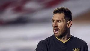 Manchester City a schimbat tactica de convingere a lui Messi. Englezii aşteaptă să-i expire contractul cu Barcelona