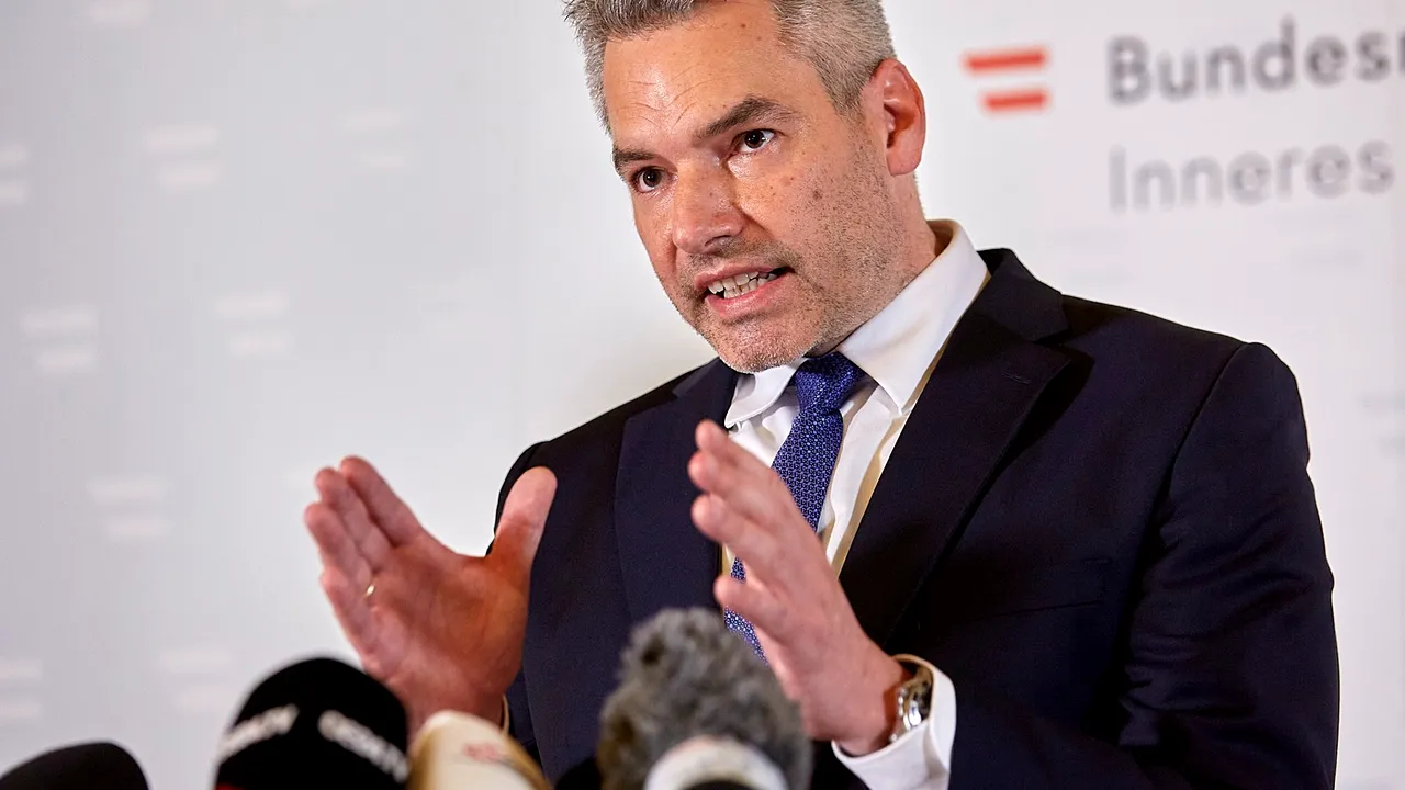 Cancelarul Austriei a avut o discuţie 