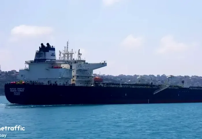 ULTIMA ORĂ Un petrolier grec a fost atacat de o dronă în Marea Neagră