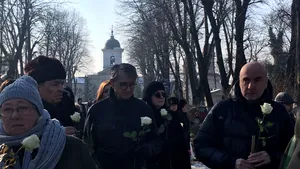 Neagu Djuvara a fost înmormântat duminică cu onoruri militare: Zeci de oameni, oameni de cultură şi intelectuali au venit la Cimitirul Bellu | FOTO, VIDEO