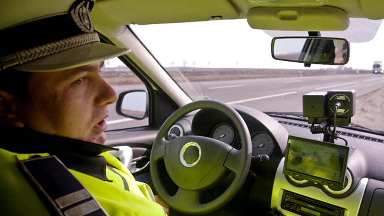 Fiul a doi cunoscuţi muzicieni, prins conducând cu 175 km/h, în centrul Capitalei