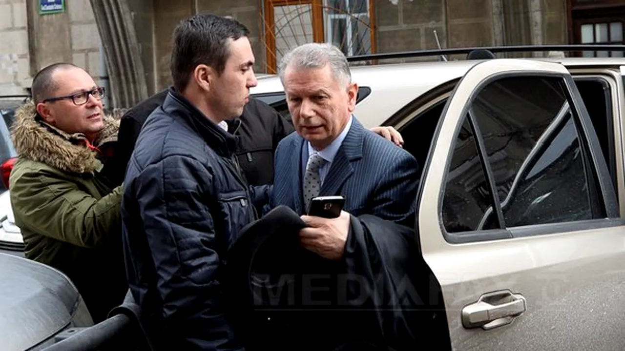 Preşedintele CJ Ialomiţa, Silvian Ciupercă, ridicat şi dus cu mandat la DNA: Verificaţi declaraţia mea de avere, ca să vedeţi dacă m-am îmbogăţit de pe urma funcţiei