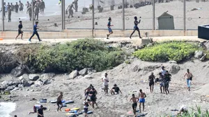 Italia cere suspendarea Spaniei din Spațiul Schengen, pe fondul crizei migranților din Ceuta
