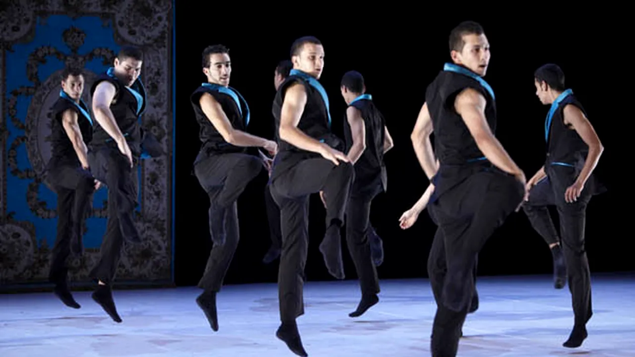 Baletul contemporan din Alger prezintă primul său spectacol la Bucureşti