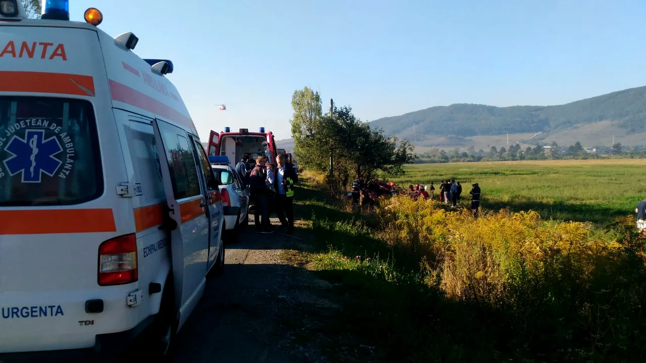 Accident în Sălaj: Nouă persoane au fost rănite în urma coliziunii frontale dintre două autoturisme