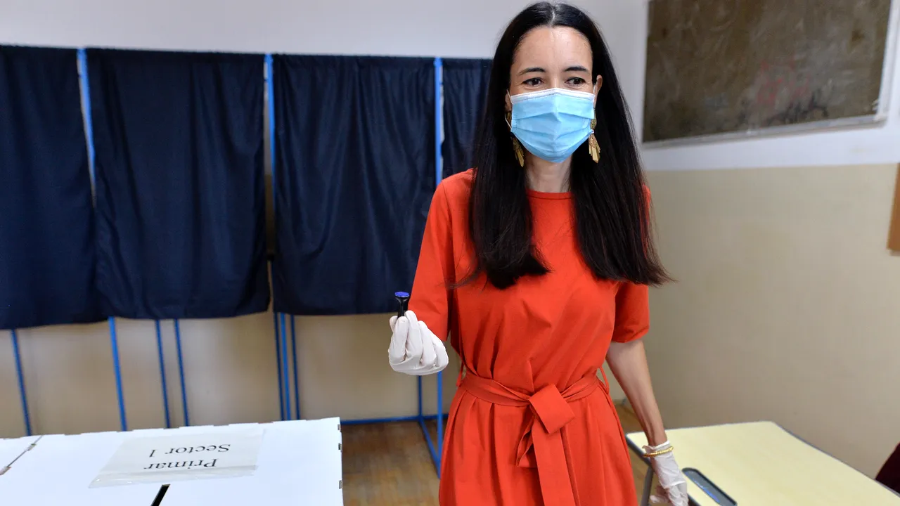 Armand, reacţie la protocolul semnat de Ciolacu şi Ponta: „Îi mai bat o dată cu toate partidele şi televiziunile lor”
