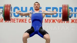 Preţul plătit de sportivii români pentru o medalie olimpică. Răzvan Martin, locul 3 la haltere, categoria 69 de kg: 