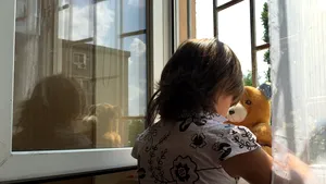 Adopţia în România: Mai puţin de 2% dintre copiii părăsiţi, adoptaţi în 2015. Mamă adoptivă: Trebuie să ştii că te înhami la un proces anevoios - GALERIE FOTO 