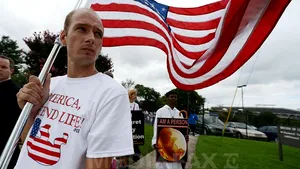 Cea mai severă lege care interzice avortul în SUA, la un pas de adoptare. Pedeapsa poate ajunge la 99 de ani de închisoare