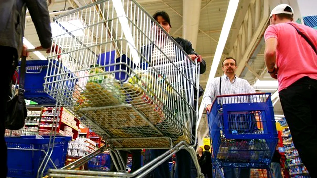 Declaraţie de război împotriva risipei: Promoţiile din supermarketuri şi sistemul all-inclusive ar putea fi interzise în UE