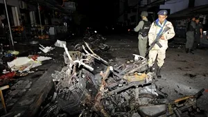 Patru morţi şi peste 110 răniţi într-o serie de atentate în sudul Thailandei