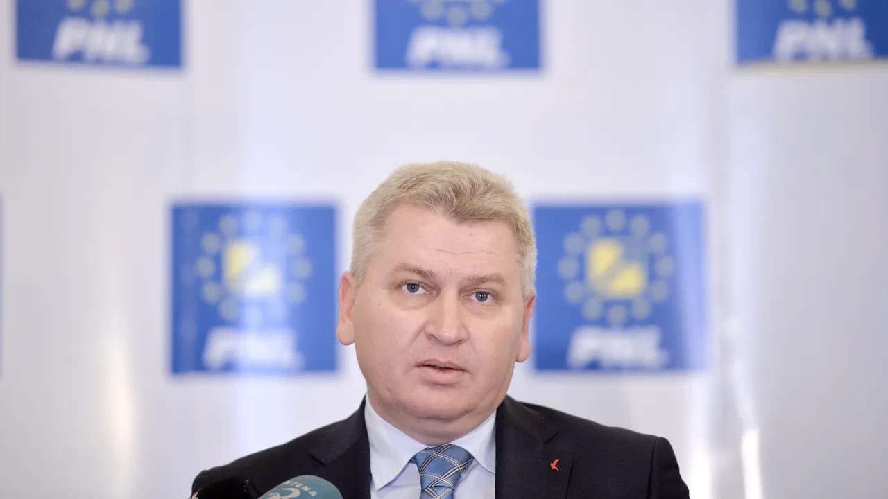 Liberalul Florin Roman nu e de acord cu social democraţii: Nu va exista nici un impozit progresiv