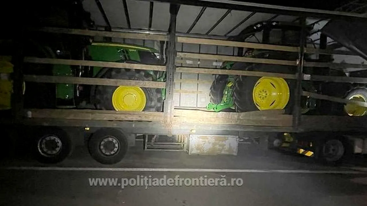 Căutate în Italia, descoperite la Nădlac. Tractoare estimate la peste 300.000 de euro, găsite într-un TIR