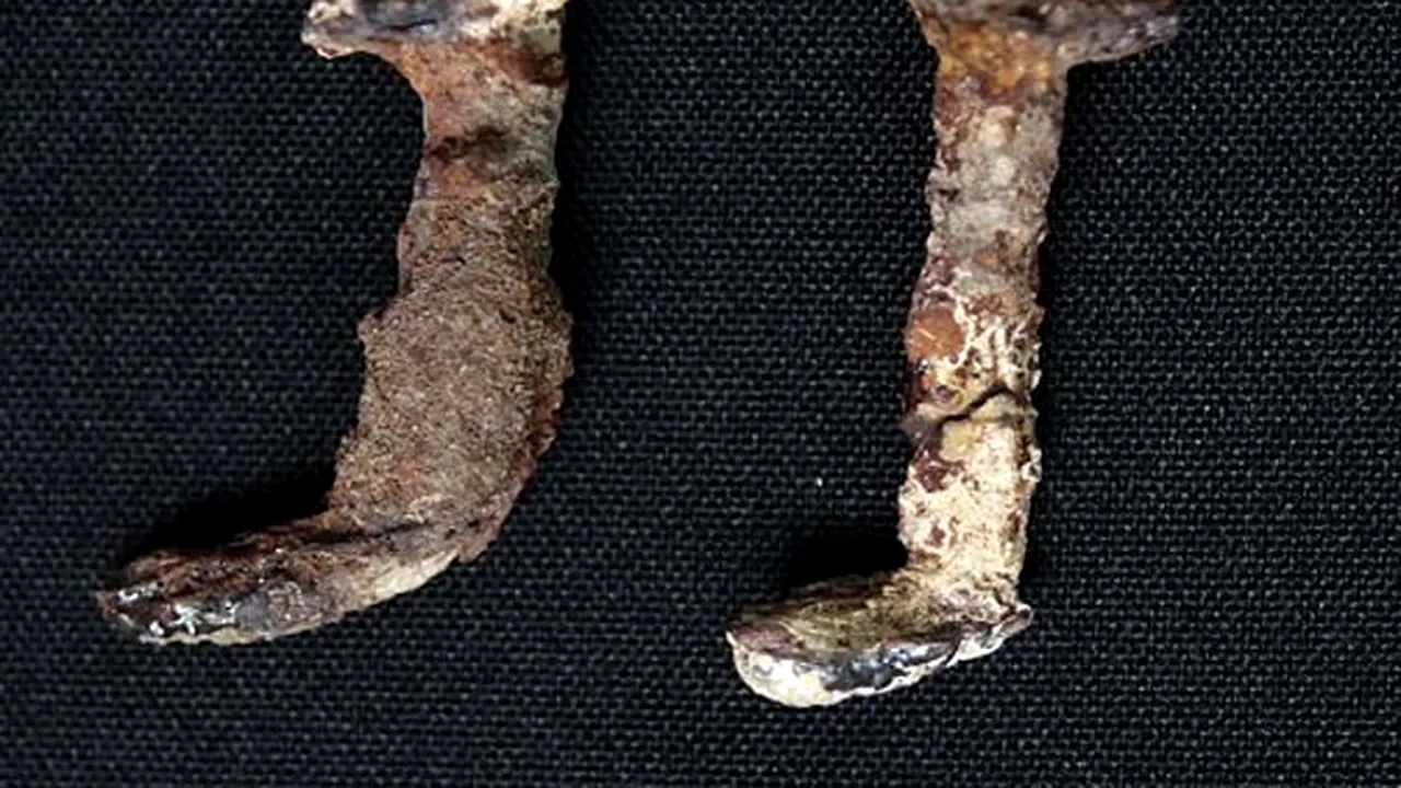 S-au descoperit cuiele folosite la crucificarea lui Iisus? - FOTO