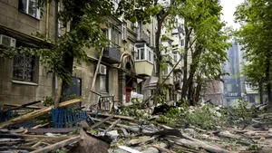 Atac cu rachete la Dnipro. Printre victime sunt un bebeluş şi un adolescent