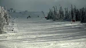 VIDEO - Zăpadă în luna mai. Un strat proaspăt de 50 de centimetri în Bucegi