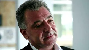 Frank Timiş, controversatul om de afaceri român care a făcut bani din licenţe de petrol, gaze, aur în toată lumea, revine în prim plan