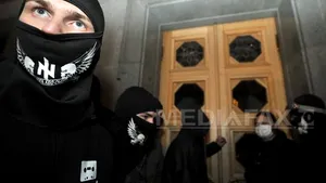 Doisprezece ultranaţionalişti ucraineni, ucişi într-o ambuscadă la Doneţk