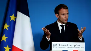 Macron a făcut lobby secret cu Uber pentru a extinde serviciul 