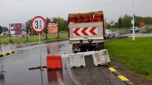 Inundații și alunecări de teren în România: Unde au fost impuse restricții de circulație